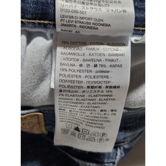 Levi's Classic Tag Size 29 Women's Blue Denim Stretch Shorts Mid Rise - Picture 8 of 12